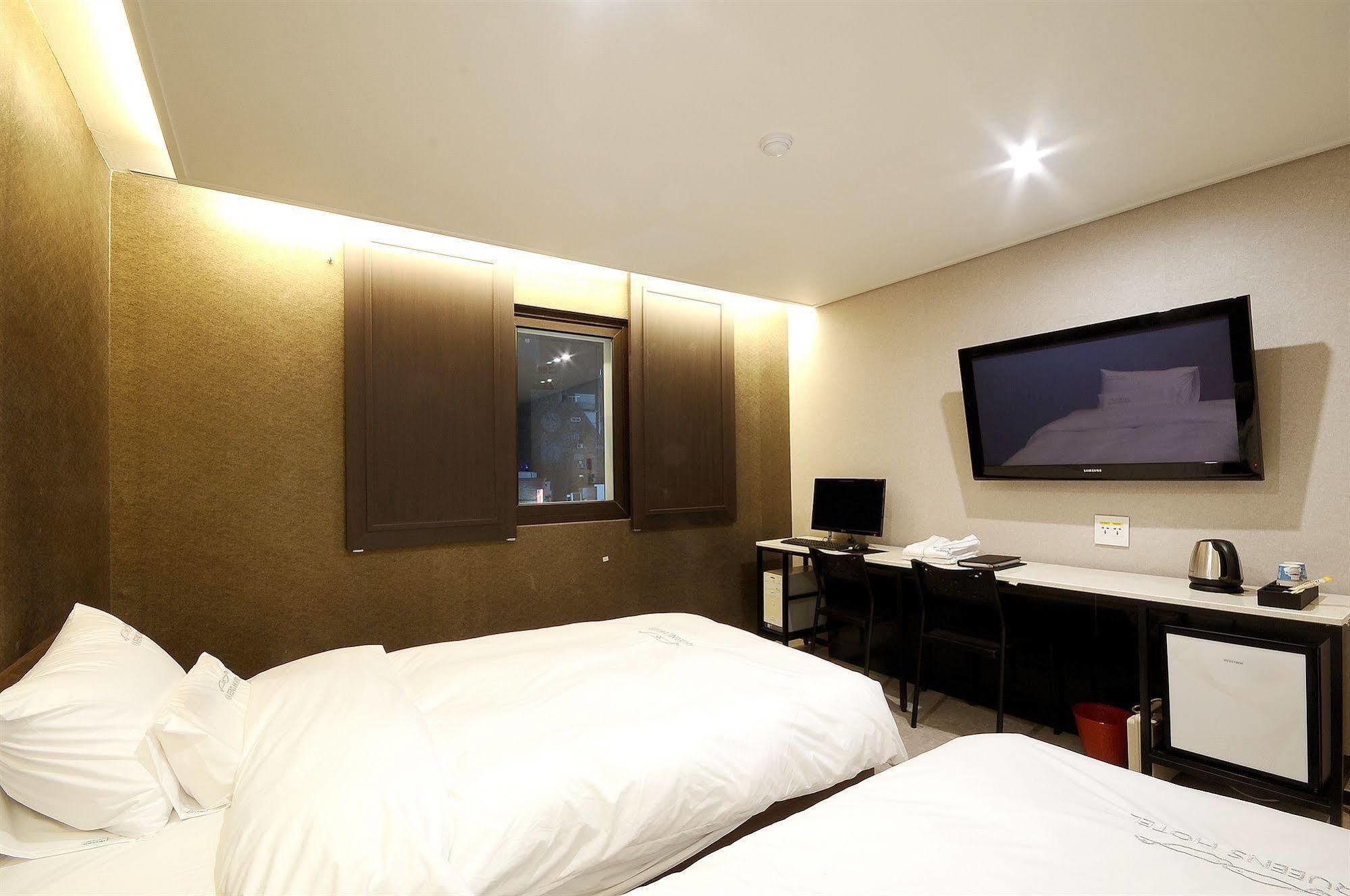 Queens Hotel Seomyeon Пусан Экстерьер фото
